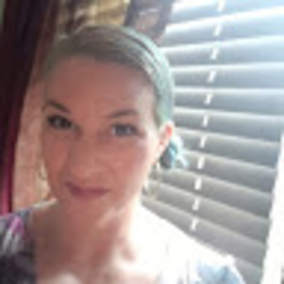 Meet your Posher, Jodi - Picture 1 of 1